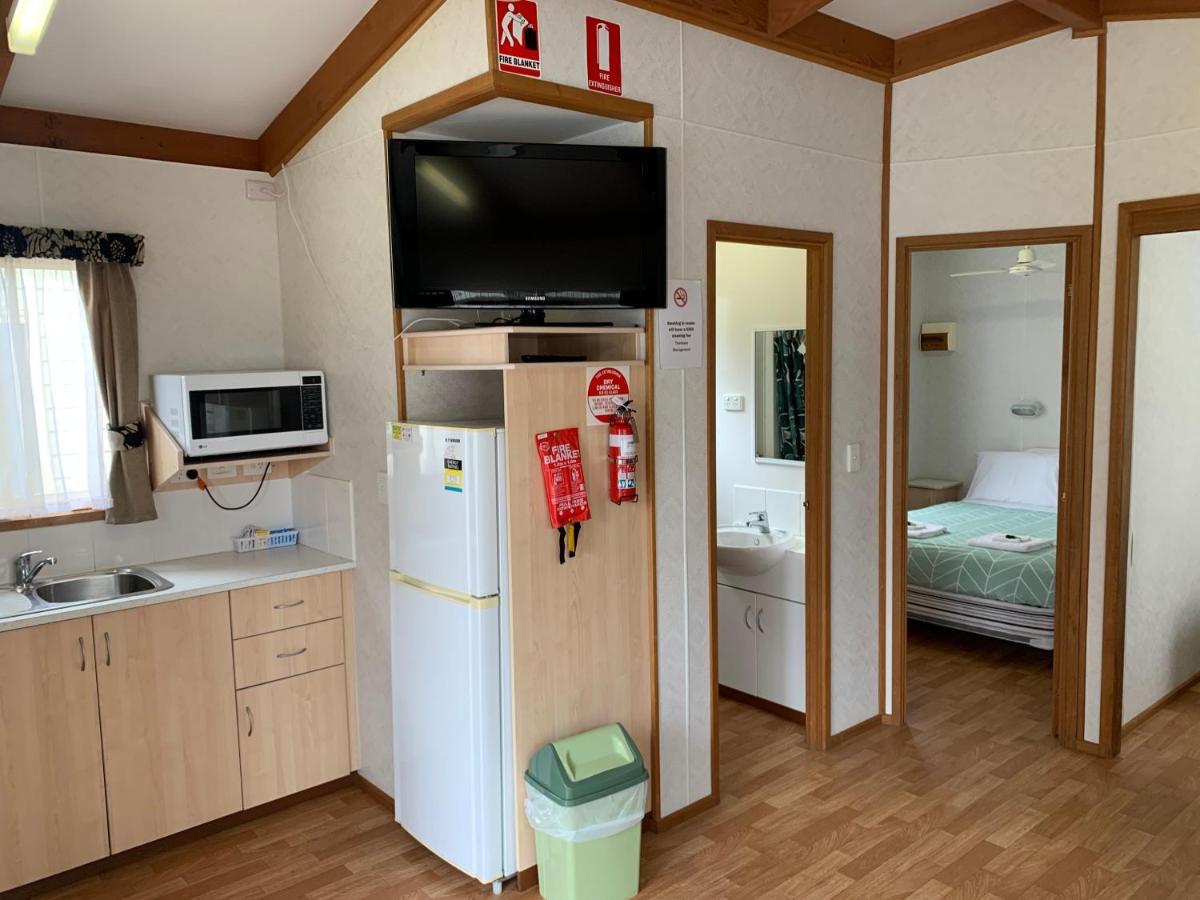 Tatura Cabin&Caravan Park Bagian luar foto